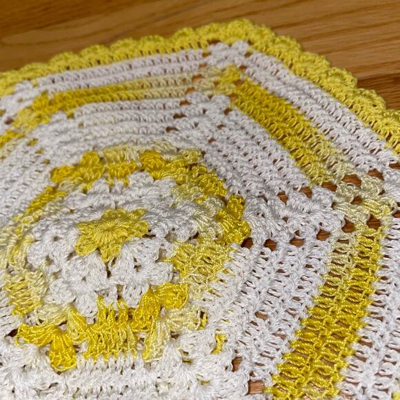 Yellow Hexagonal Doilies Crochet Vintage Handmade Set of 2 Home Decor Accent - Picture 2 of 2